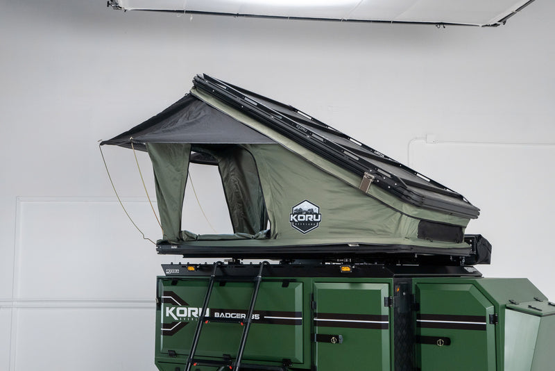 Load image into Gallery viewer, Koru Stratos - Roof Top Tent (SRTT)
